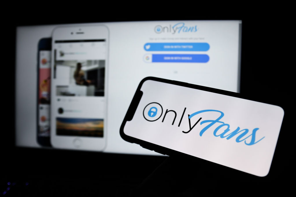 OnlyFans fa marcia indietro sul blocco del porno