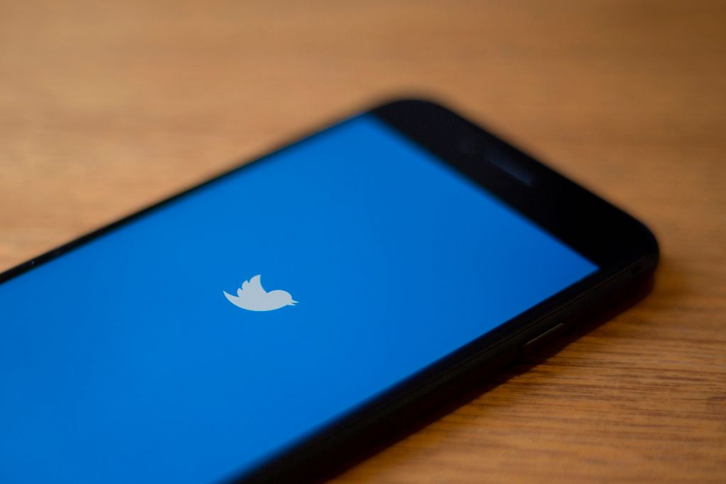 Twitter sta testando i “non mi piace” sul modello di Reddit