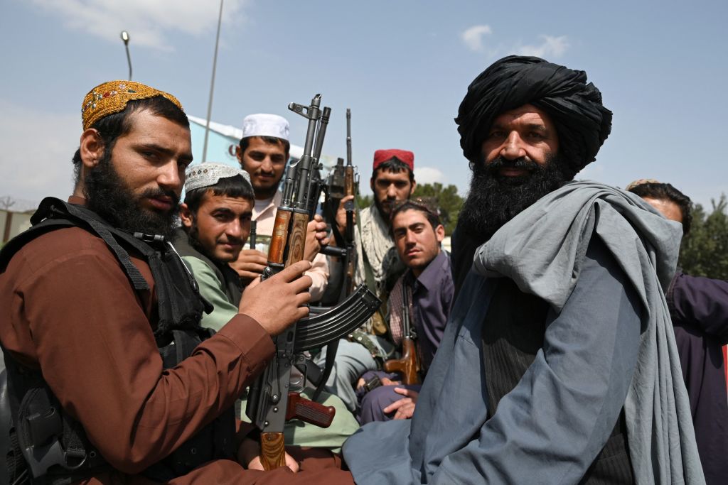 Google ha bloccato gli account email del vecchio governo afghano per proteggerli dai talebani